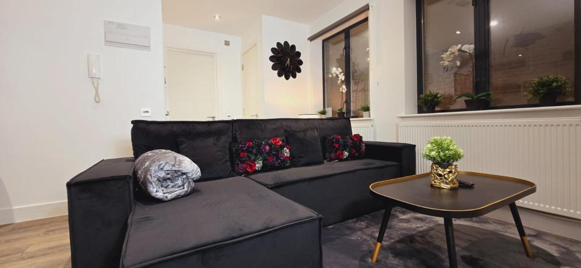 Kings By Nivaas Apartment *